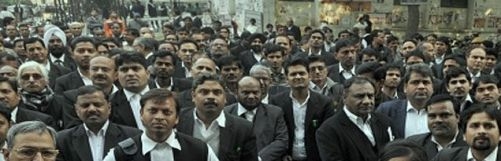 बिना अनुमति के हड़ताल नहीं कर सकेंगे वकील, हाईकोर्ट ने दिया आदेश