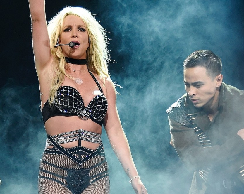 Britney Spears Open Legs for her ‘Piece of Me’ 