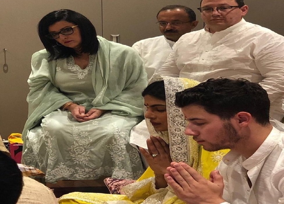 #Priyanka Nick Engagement Trending, Roka ceremony over, party at evening