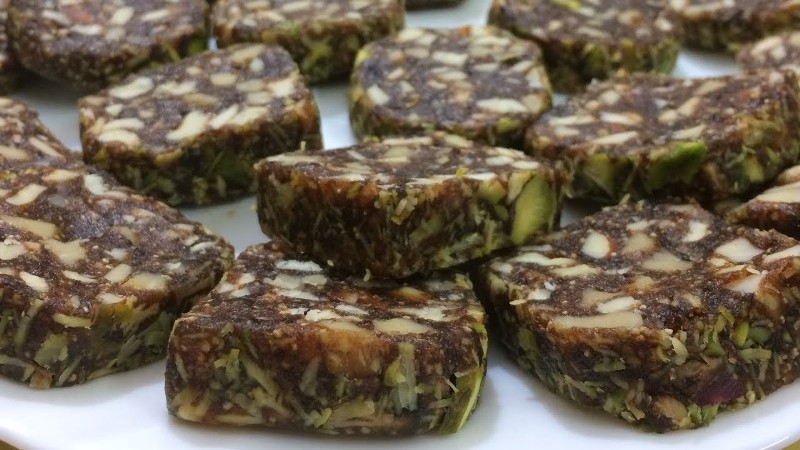 Khajoor Rolls Mixed Dry Fruit