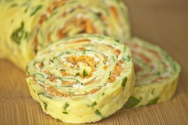 Smoked salmon roulade