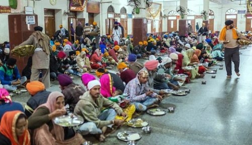 क्या अब लंगर और धार्मिक पुस्तकों की बिक्री पर लगेगा जीएसटी ?