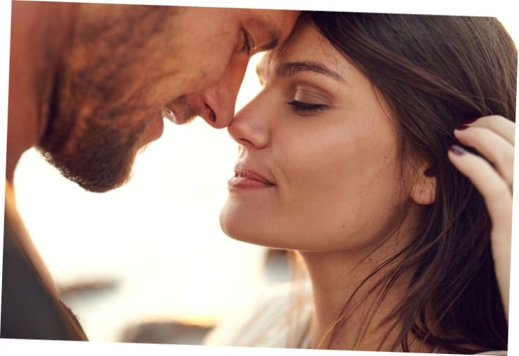 Some amazing facts of ‘Kissing’ you should know    