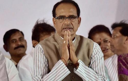शिवराज सिंह का खुद की ही पार्टी में ‘विरोध’ शुरू, सांसद उदित राज ने कहा, “एससी-एसटी एक्ट में जांच के बाद गिरफ़्तारी वाला बयान वापस लें शिवराज”