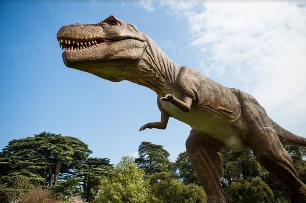 DINOSAURS: CELEBRITIES OF EXTINCTION