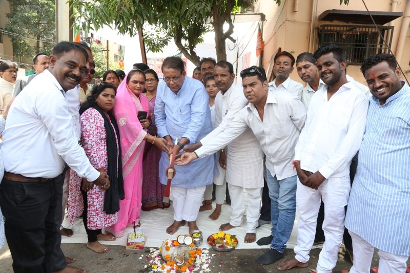 Revenue Minister Gupta performs bhoomi poojan of development works costing Rs. 89 lakh
