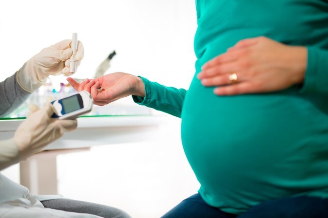  BP, diabetes in pregnancy may up hot flashes later 