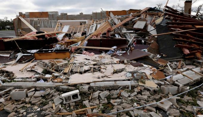  Hurricane 'Michael' kills 17 in US 