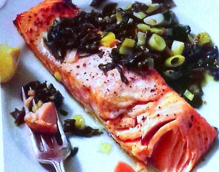 Salmon with spinach salsa