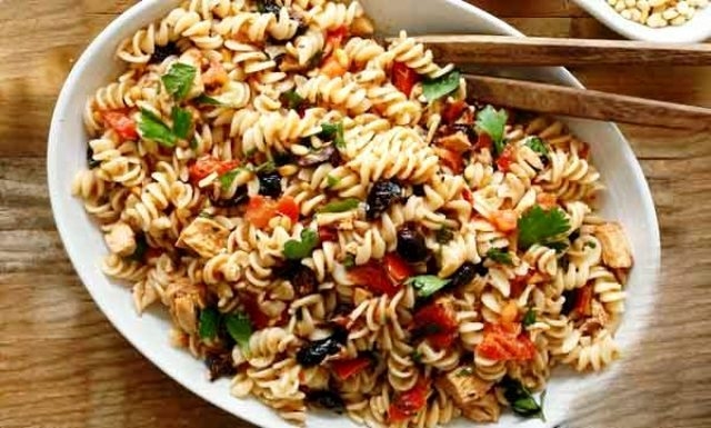 Fusilli with double tomatoes