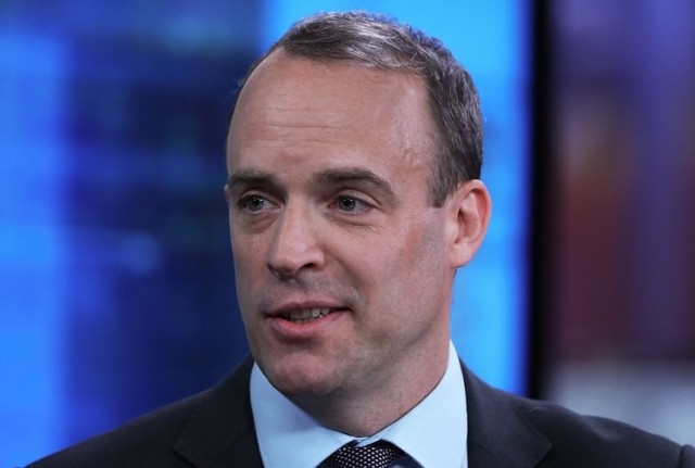  Brexit Secretary resigns over EU agreement 
