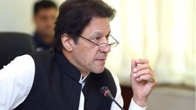  Imran Khan orders inquiry into police officer's murder 