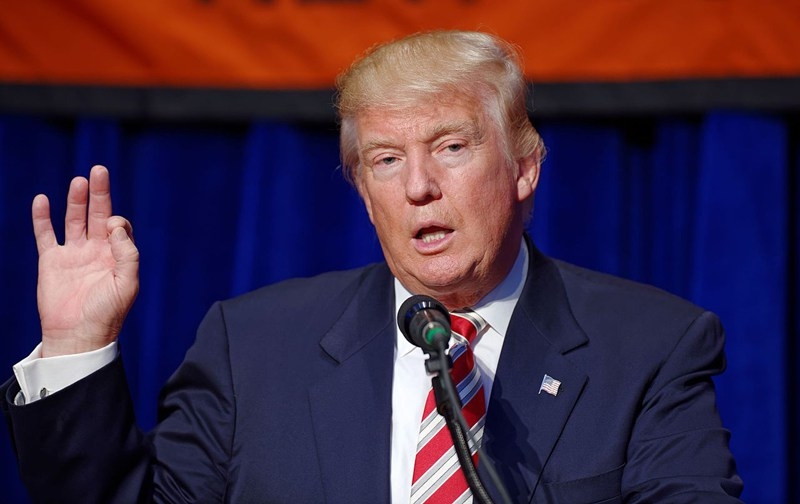  Trump accuses Mueller's team of 'threatening' people in Russia probe 