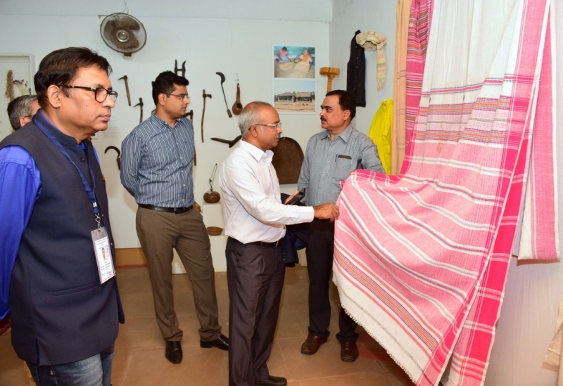  'Election Observers in Manav Sangrahalaya'