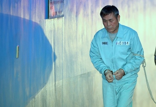  S.Korean pastor jailed for raping followers 