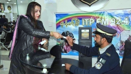  First Pakistani transgender woman issued a driving license 