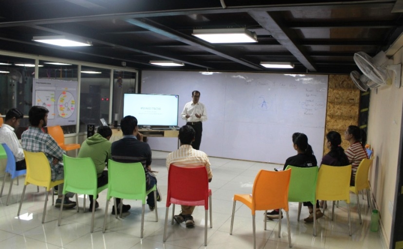 Seminar on Basics of economics for Startup holders 'Economics 101'