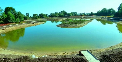 ​Do you the difference between the lake and the pond?