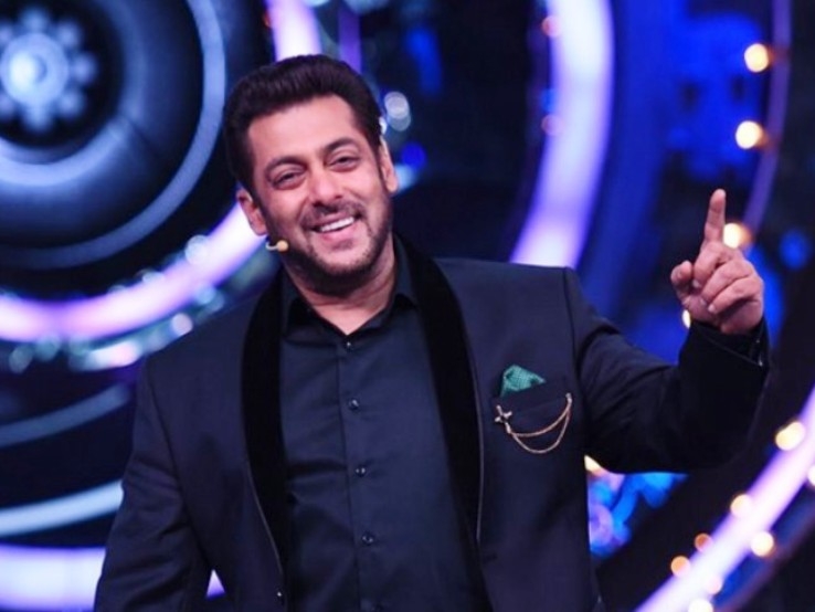 Salman Khan earns 253 cr this year, top earning celeb in 3 successive years