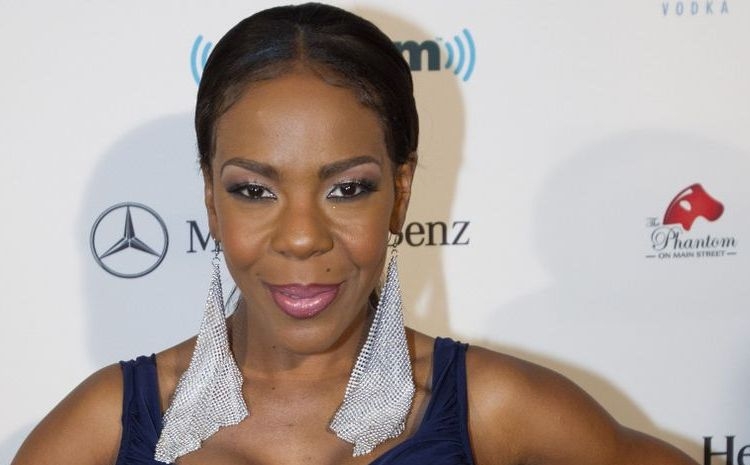  In some way, it's connected to him: R. Kelly's wife on gun threat 