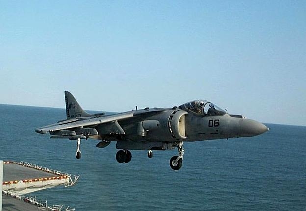  US military planes crash off Japan, 6 missing 