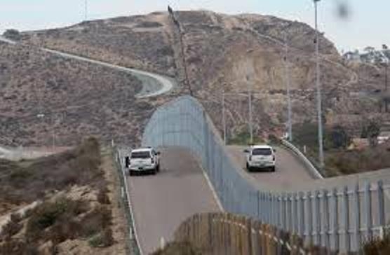  US border family arrests maintain record-high streak 