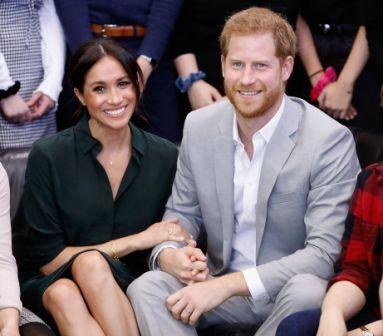 British Royal family shares Christmas card photo