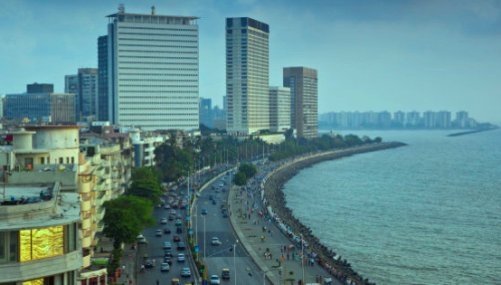  Leveraging community leaders to build resilience against climate change in urban areas 