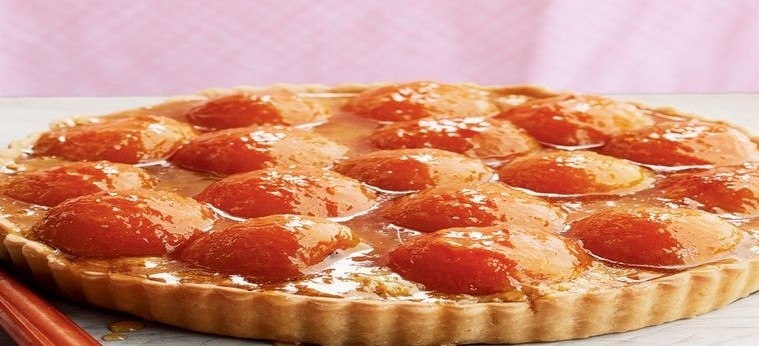 French apricot almond tart