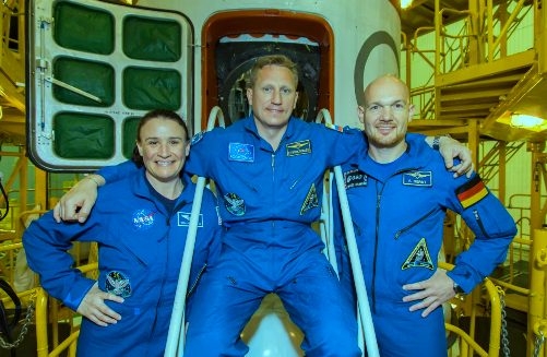  3 astronauts return after 197-day mission in space 