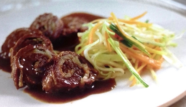 Beef olives with vegetable julienne