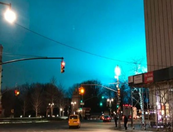  Power plant explosion sends New York into frenzy 