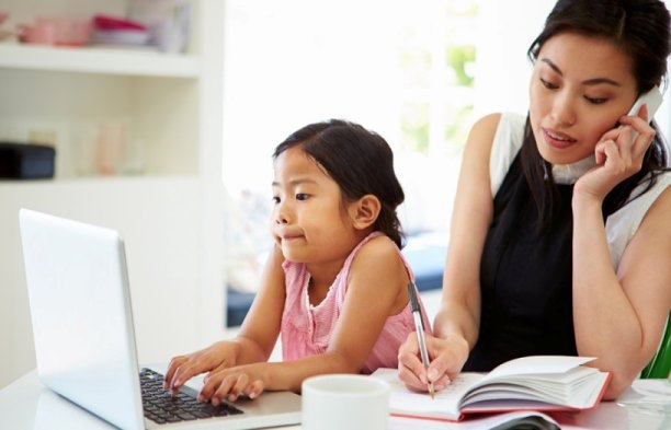  Part-time working mothers more likely to work longer without pay 