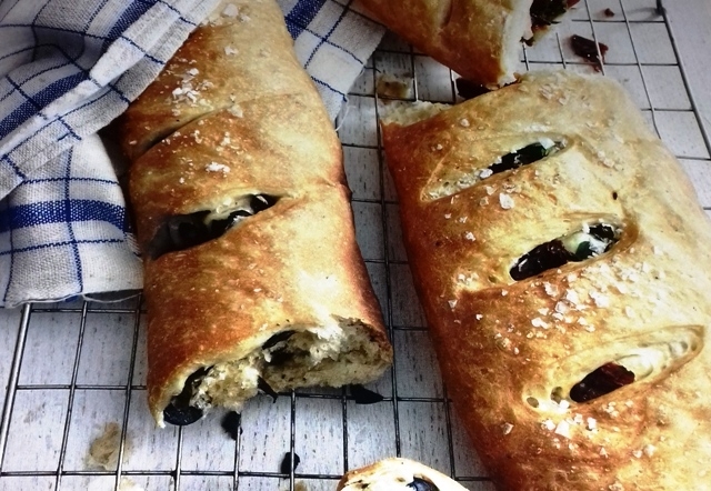 Olive and sun-dried tomato breads