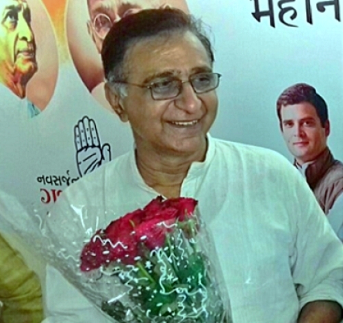 नहीं थम रहा दीपक बावरिया और कांग्रेसियों के बीच ‘विवाद’