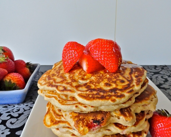 Oats and strawberry Pancakes