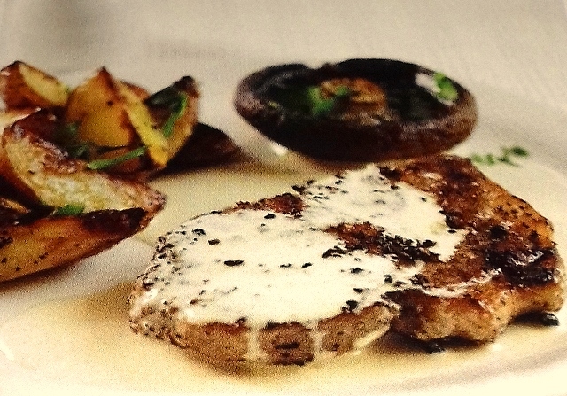 Pork steaks with mixed peppercorns