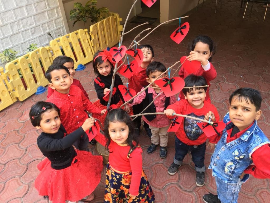 Valentine’s Day celebration held at Mom to Mom School