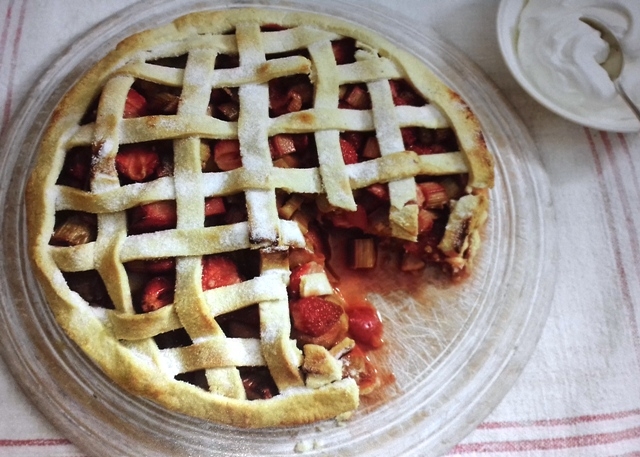 Strawberry and rhubarb pie