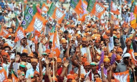 लोकसभा चुनाव में 25 से 30 प्रतिशत मौजूदा सांसदों का टिकट काट सकती है भाजपा!