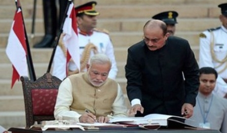शपथ ग्रहण में नरेन्द्र मोदी की ‘प्रतीकात्मक कूटनीति’!