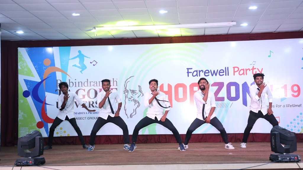 Sparkling Farewell Party ‘Horizon 2k19’ held at Rabindranath Tagore University