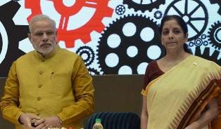 ​बजट से पहले मोदी सरकार ने थपथपाई खुद की पीठ!