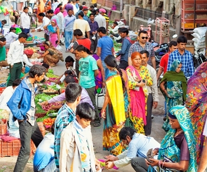 मंदी से निपटने के लिए इनकम टैक्स में कटौती कर सकती है मोदी सरकार!