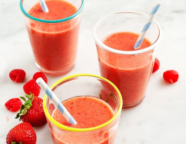Strawberry-Orange Juice Smoothie