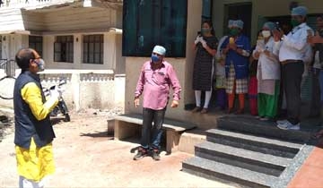 CM Chouhan tells people not to worry during his visit to BHEL and Old Bhopal