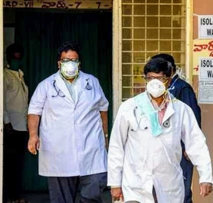 Praise COVID-19 fighters, especially police and health workers