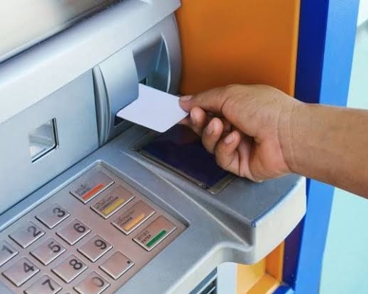 ...तो ATM से निकाल पाएंगे एक बार में अधिकतम 5,000 रुपये!