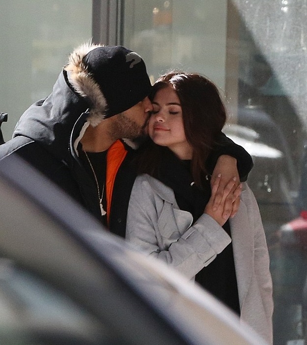 She is so supportive Girl Friend – Selena Gomez !