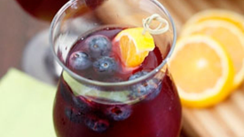 Blueberry-Ginger Sangria